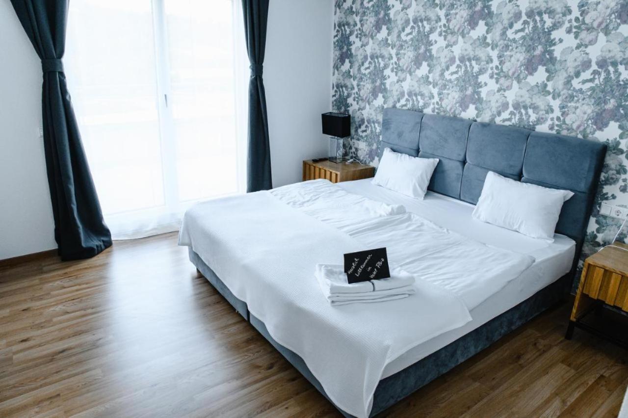 Hotel Flora ชเวบิชกมึนท์ ภายนอก รูปภาพ